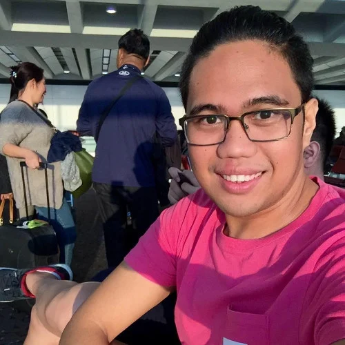 Autohost David Cubar