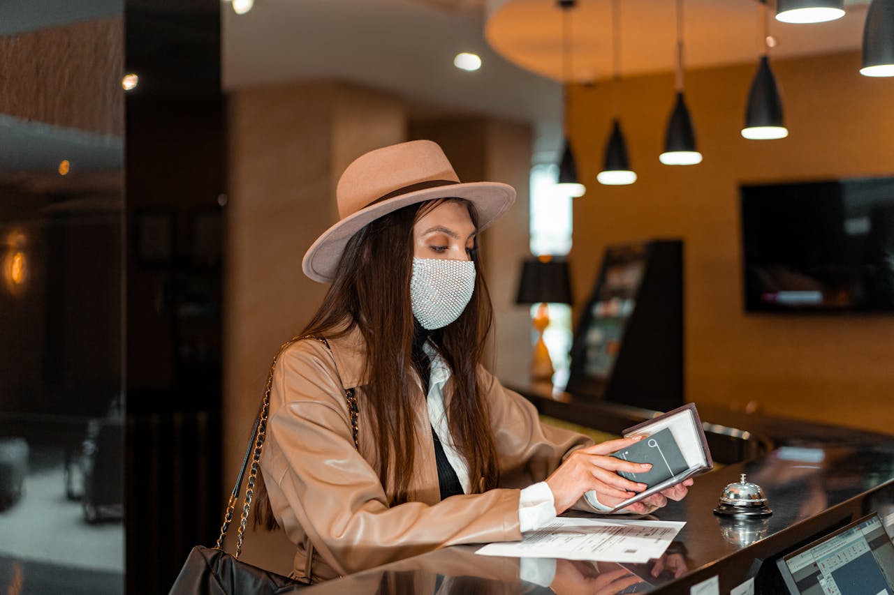 can a hotel refuse a guest