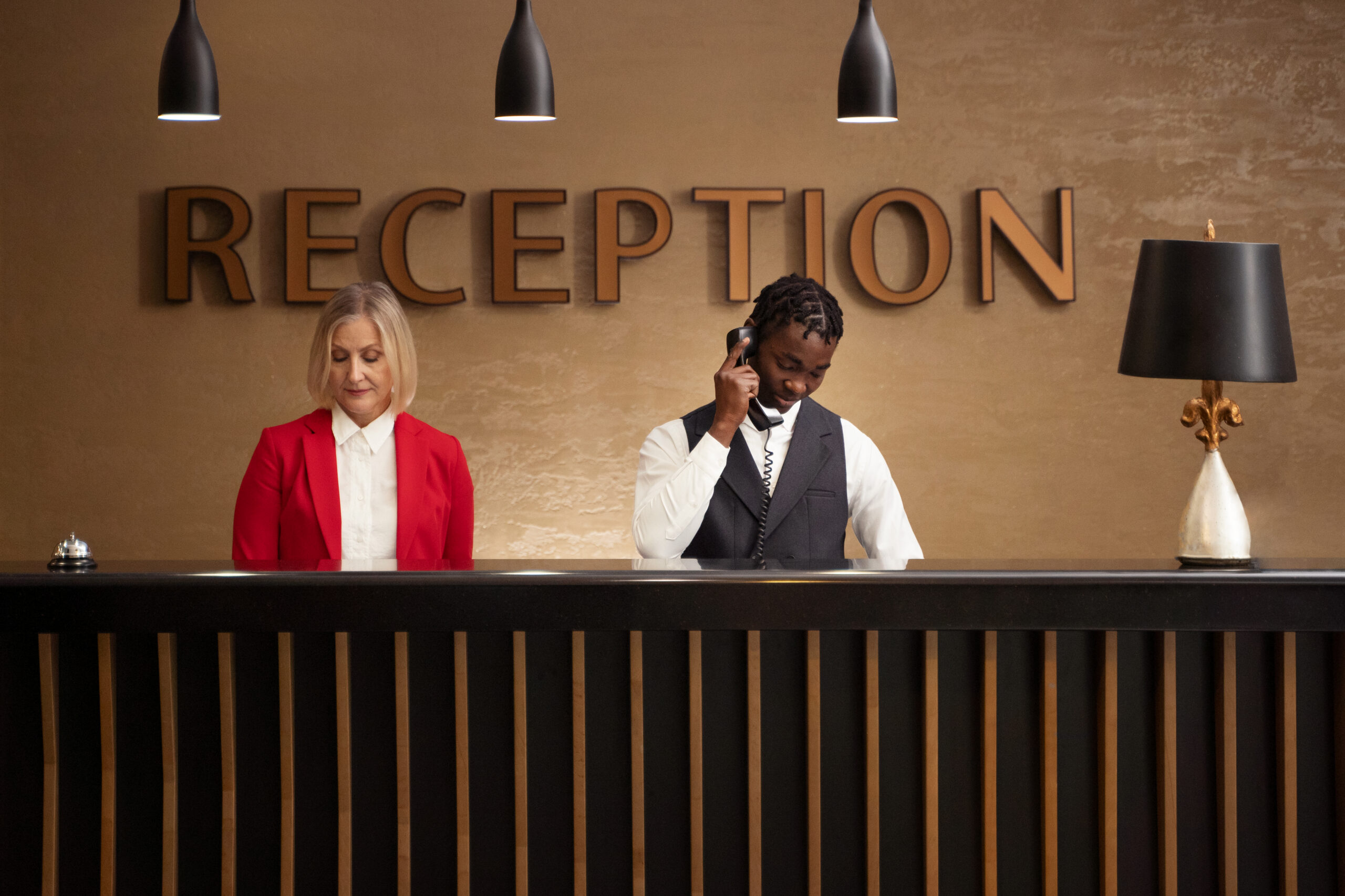 welcome notes for guests in a hotel 