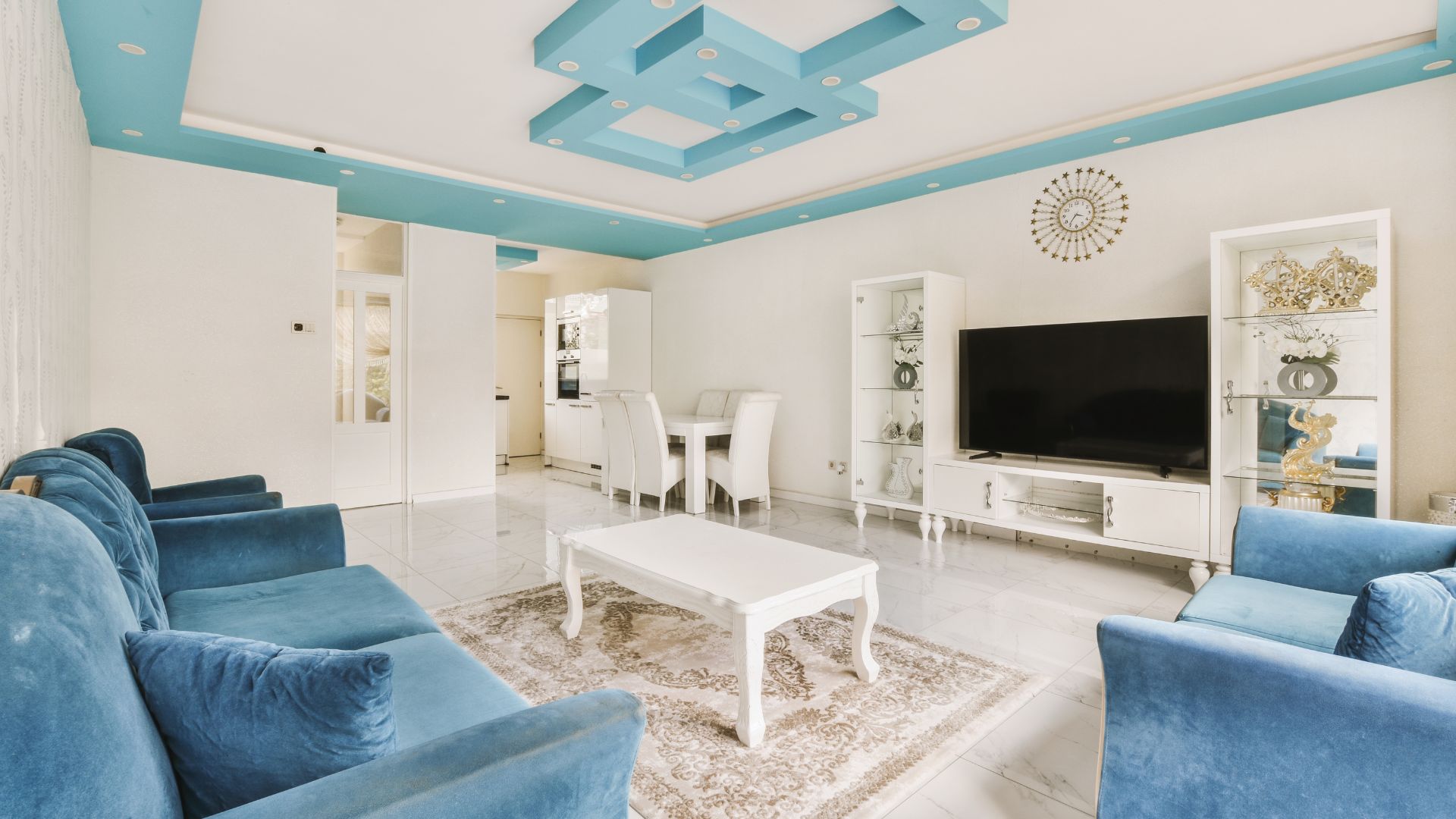 airbnb staging company