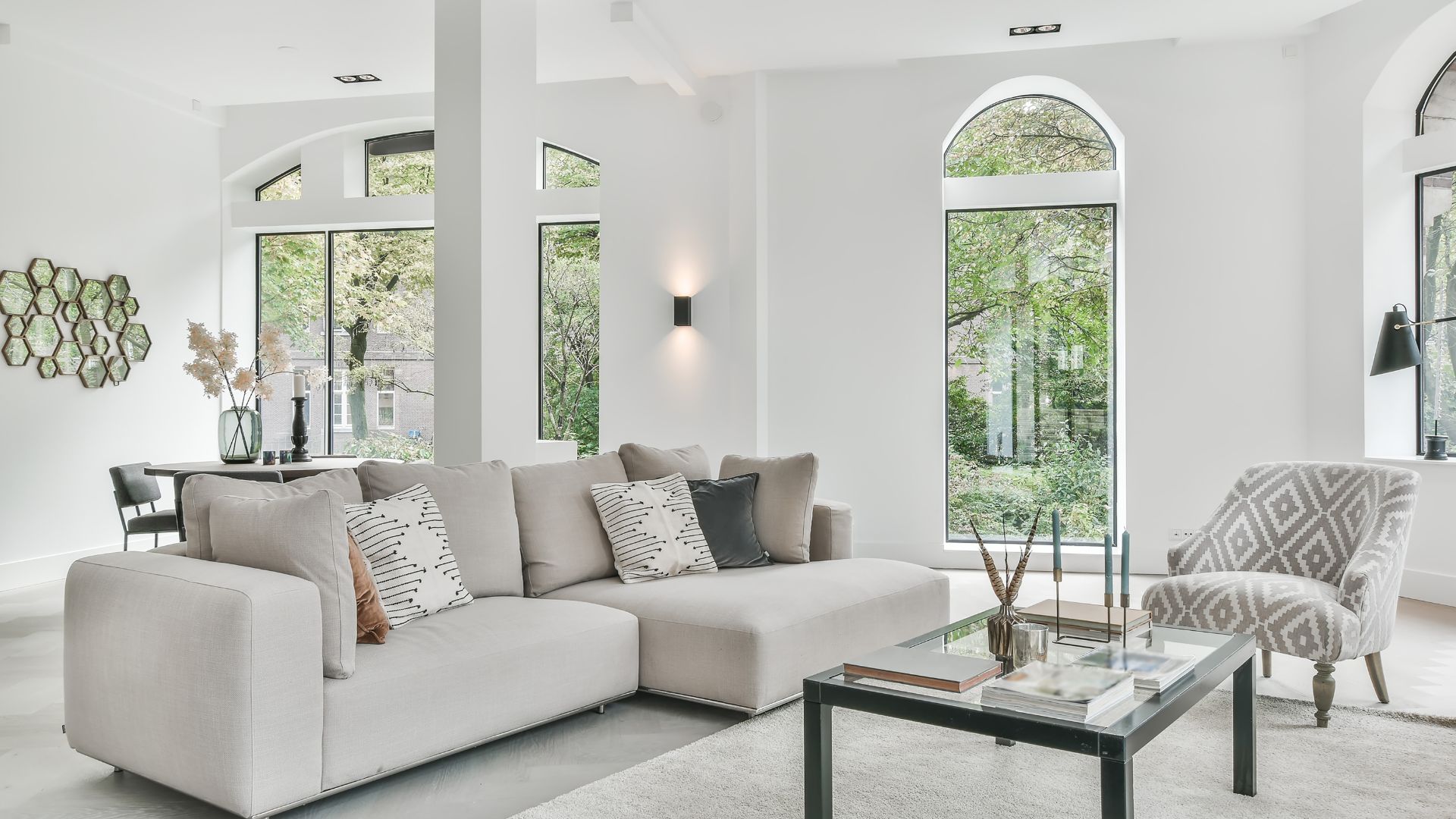airbnb staging service