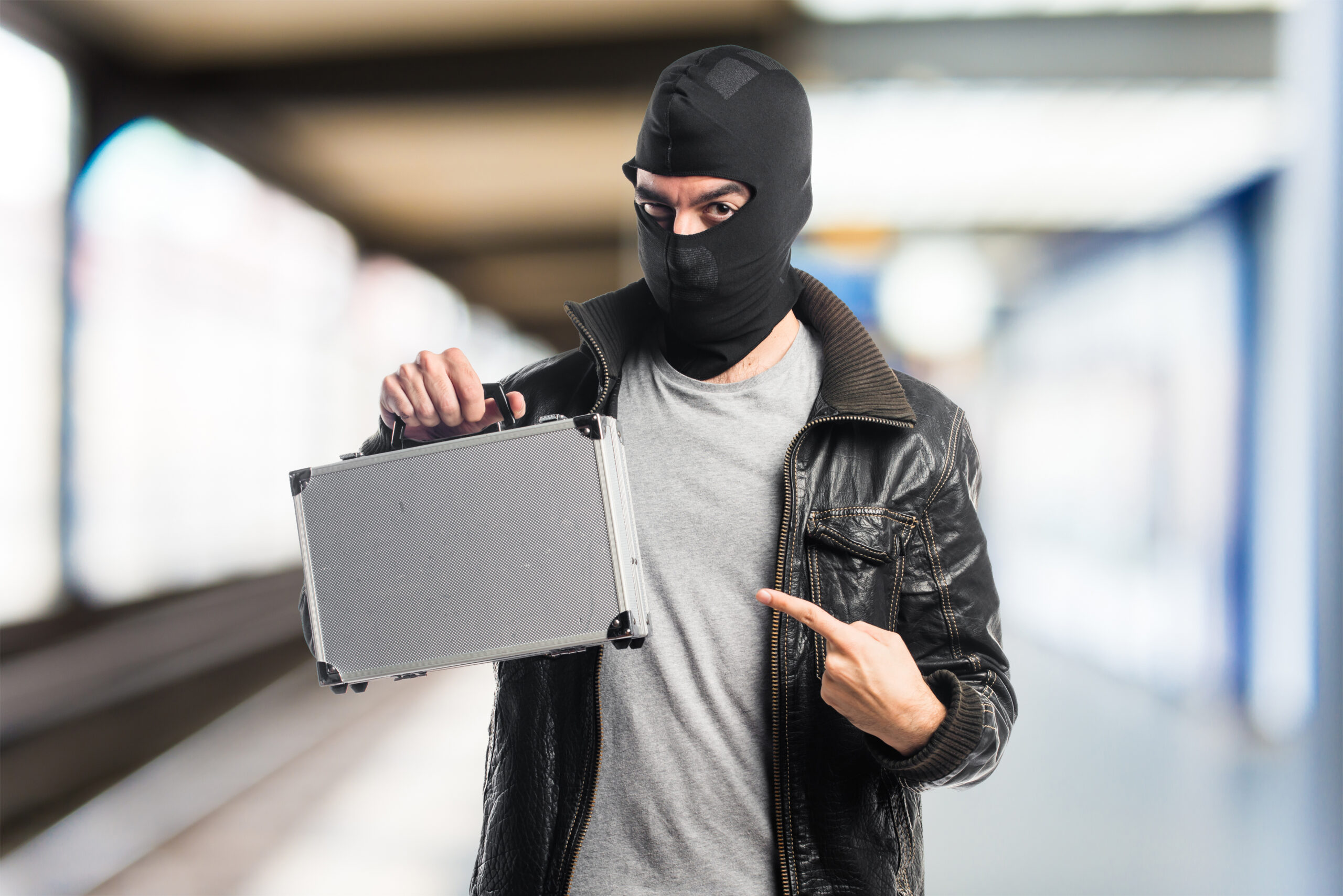 airbnb theft